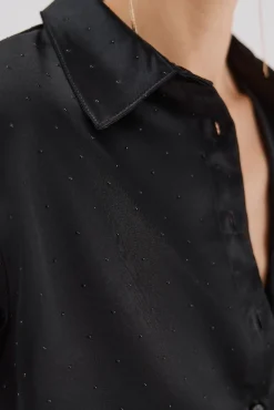 Camisa de cetim brilhante