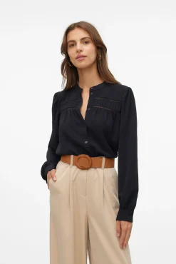 Camisa de manga comprida com aberturas
