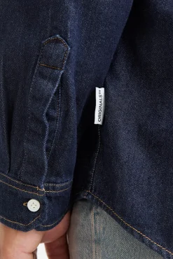 Camisa denim PLUS de corte regular