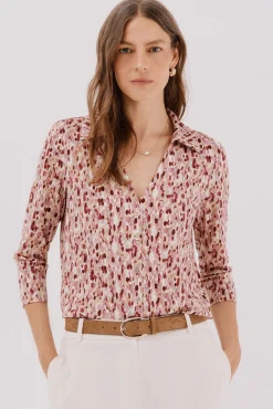 Camisa elástica com botões