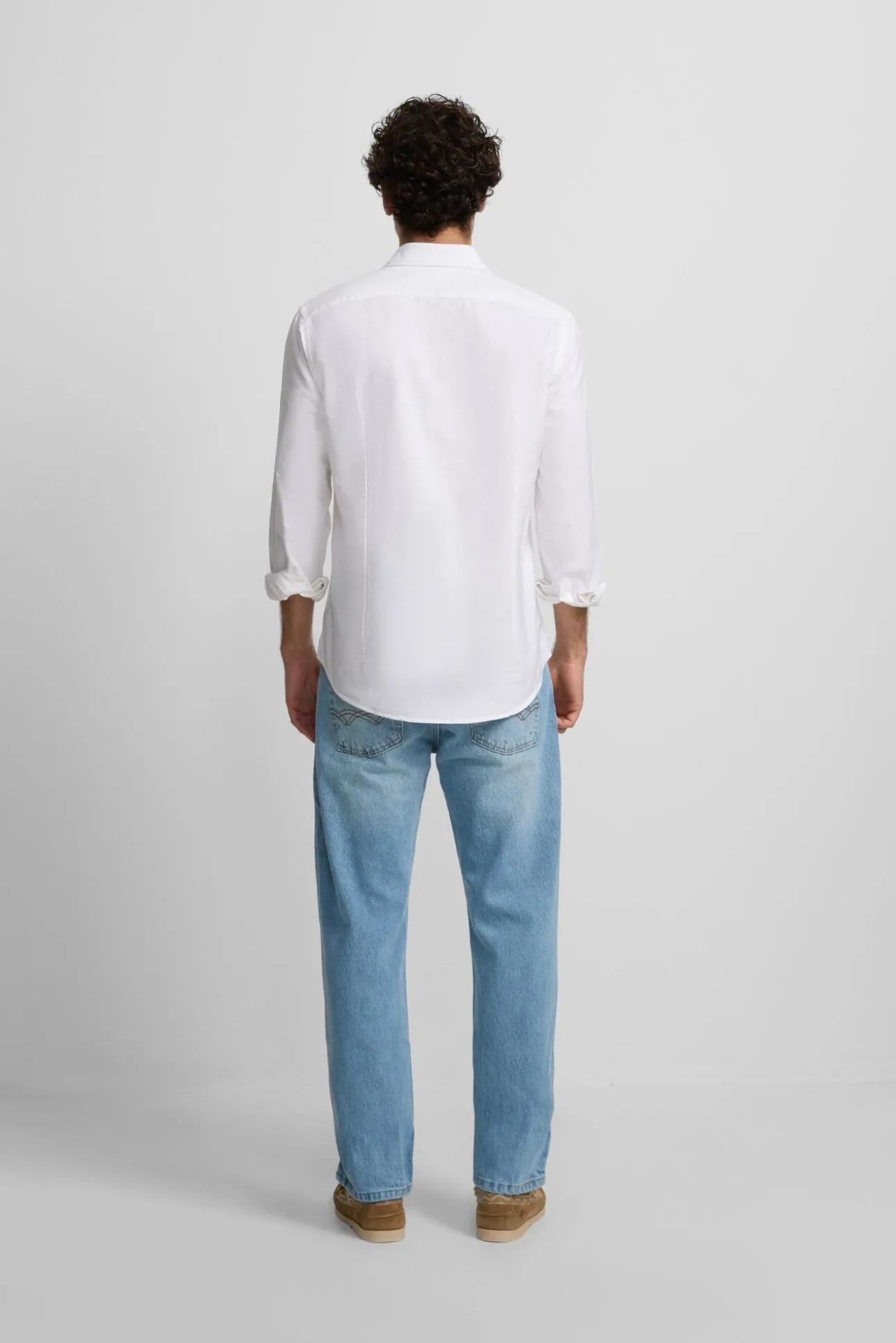 Camisa esportiva Oxford com corte franzido