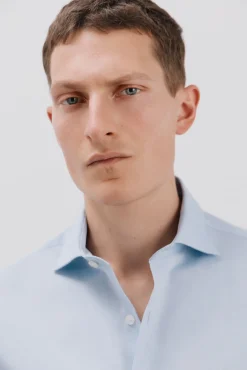 Camisa gémeos lisa fácil de engomar