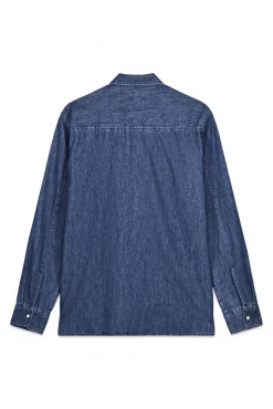 Camisa jeans com bolsos