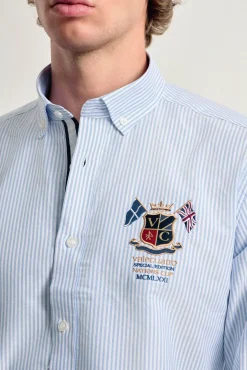 Camisa masculina Valecuatro bandeiras azuis claras modelo