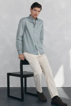 Camisa non-iron oxford liso