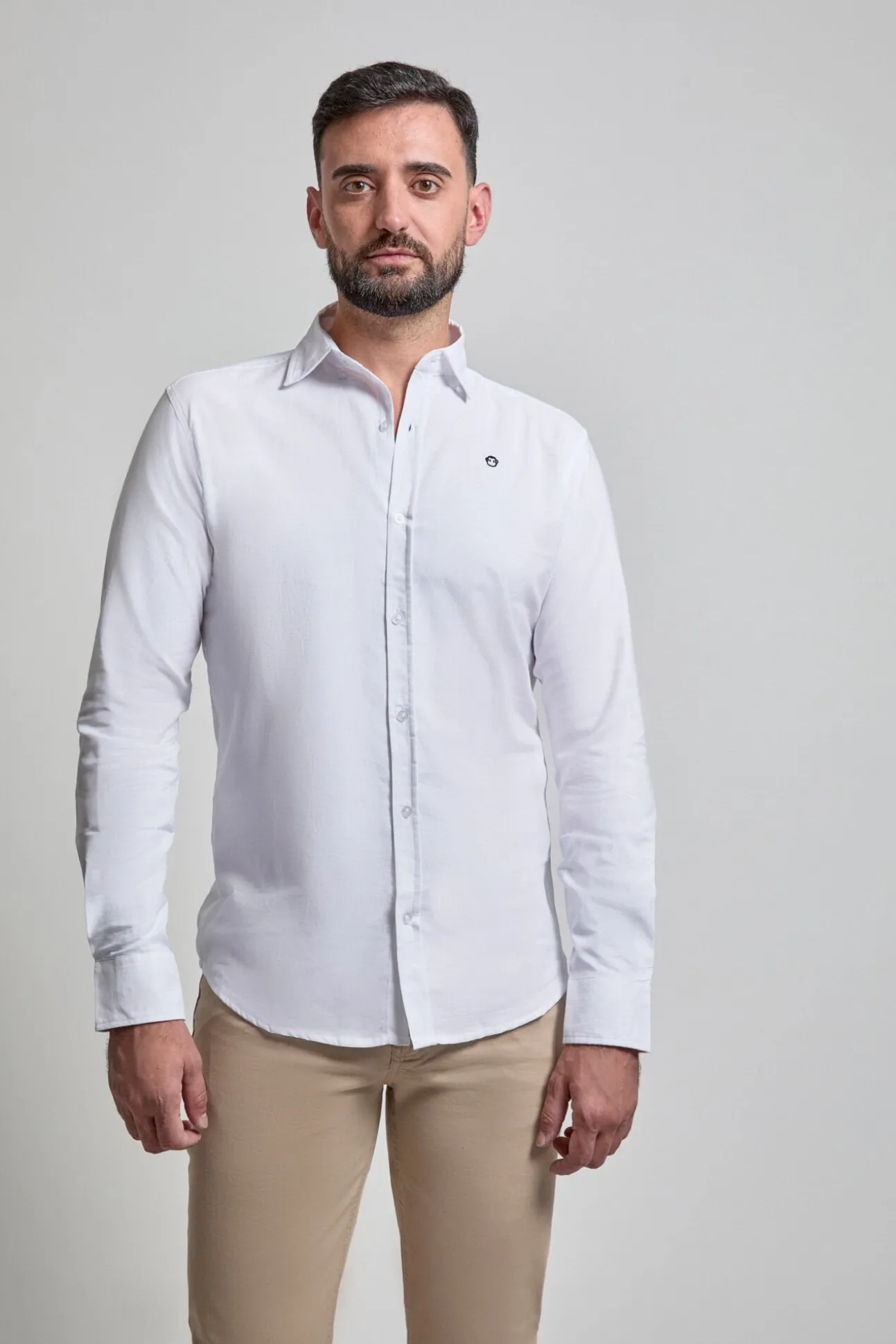 Camisa Oxford com logótipo