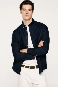 Camisa Oxford de corte regular