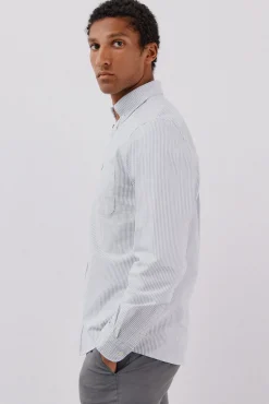 Camisa oxford listrada com vela