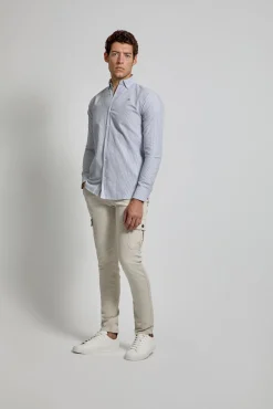Camisa Oxford riscas com logótipo
