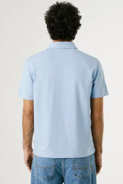 Camisa polo de manga curta com carcela tripla e logo no peito