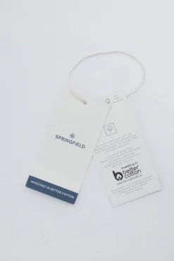 Camisa riscas com botões e ombros à mostra