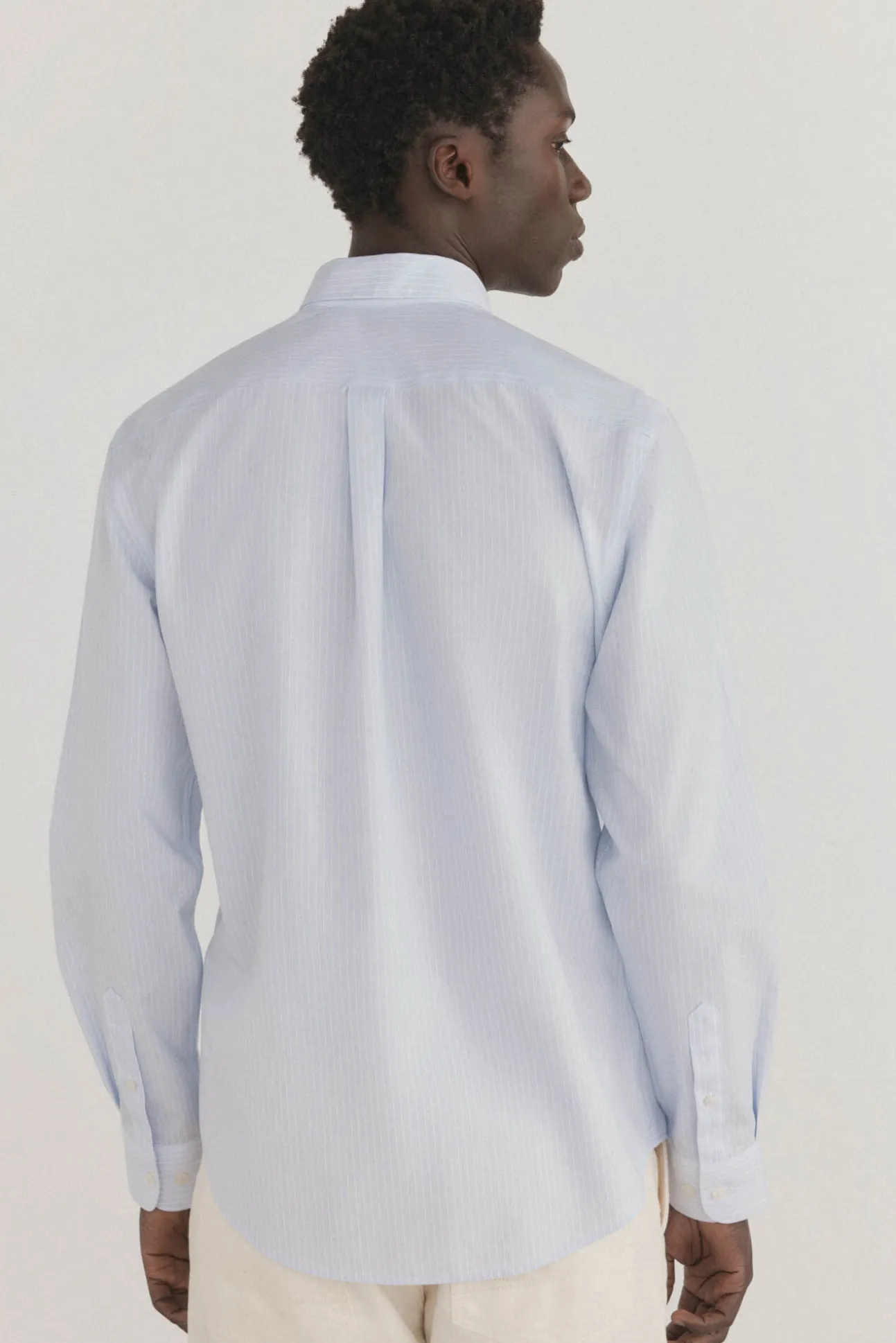 Camisa riscas que não pode ser passada a ferro + resistente a manchas