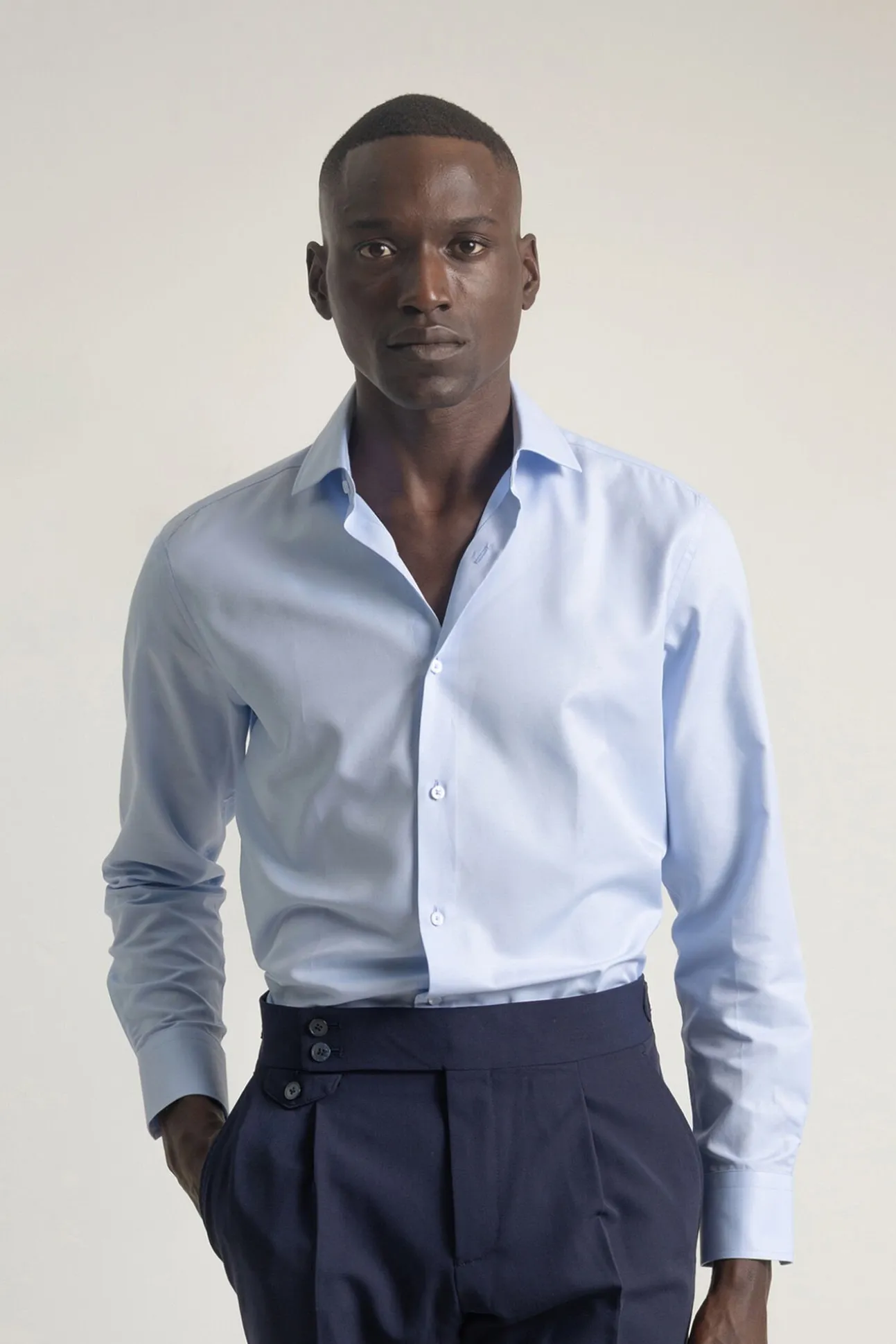 Camisa social de sarja de corte regular fit
