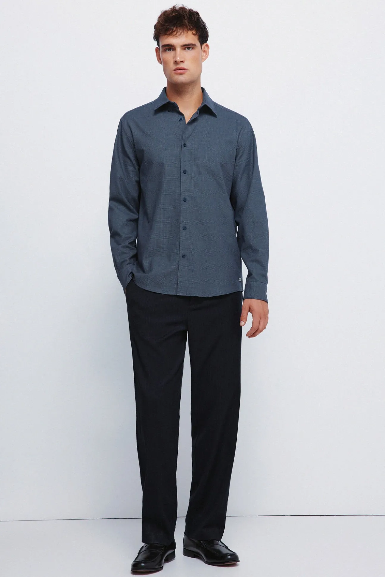 Camisa social estruturada bicolor