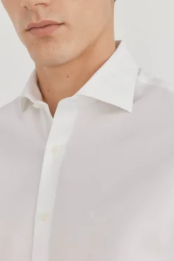 Camisa social lisa que não pode ser passada a ferro + resistente a manchas