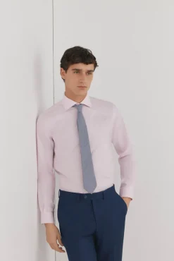 Camisa social lisa que não pode ser passada a ferro + resistente a manchas