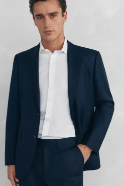 Camisa social lisa, slim fit, resistente a manchas e não engomada
