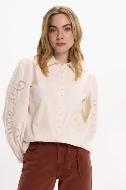 Camisa vazada de algodão orgânico