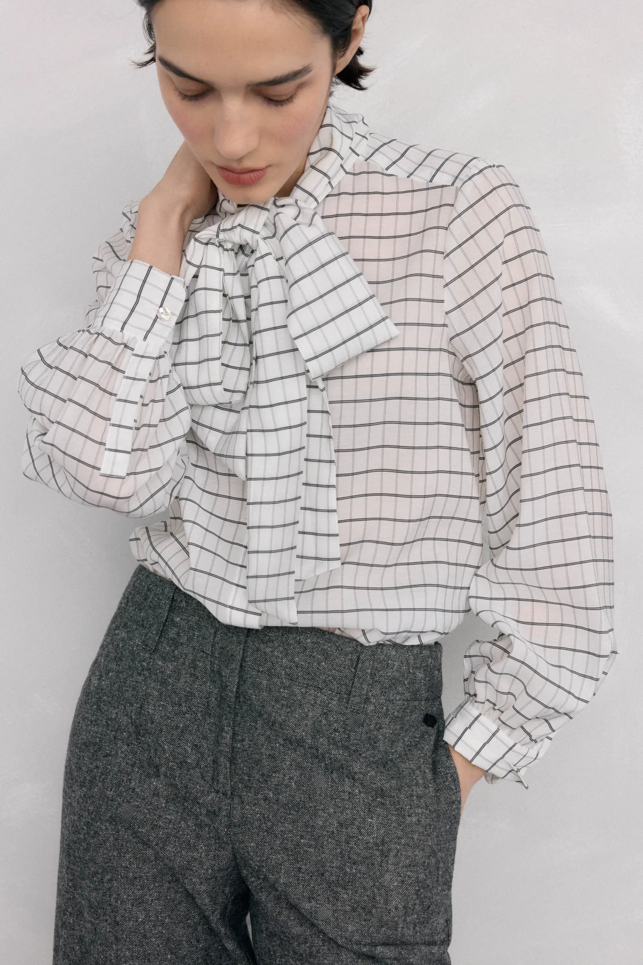 Camisa xadrez com laçada
