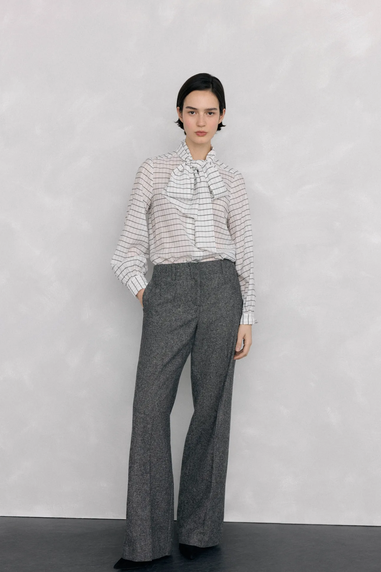 Camisa xadrez com laçada