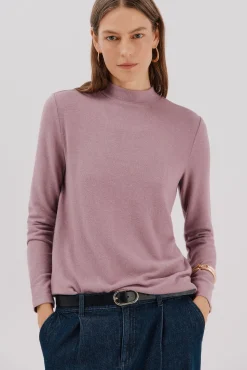 Camiseta básica com gola perkins