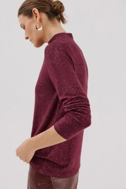 Camiseta básica com gola perkins