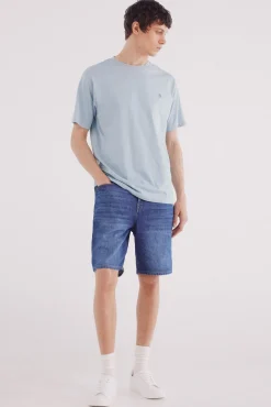 Camiseta básica com gola redonda
