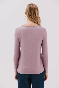 Camiseta básica de decote caixa