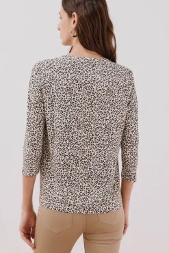 Camiseta básica decote mandarim