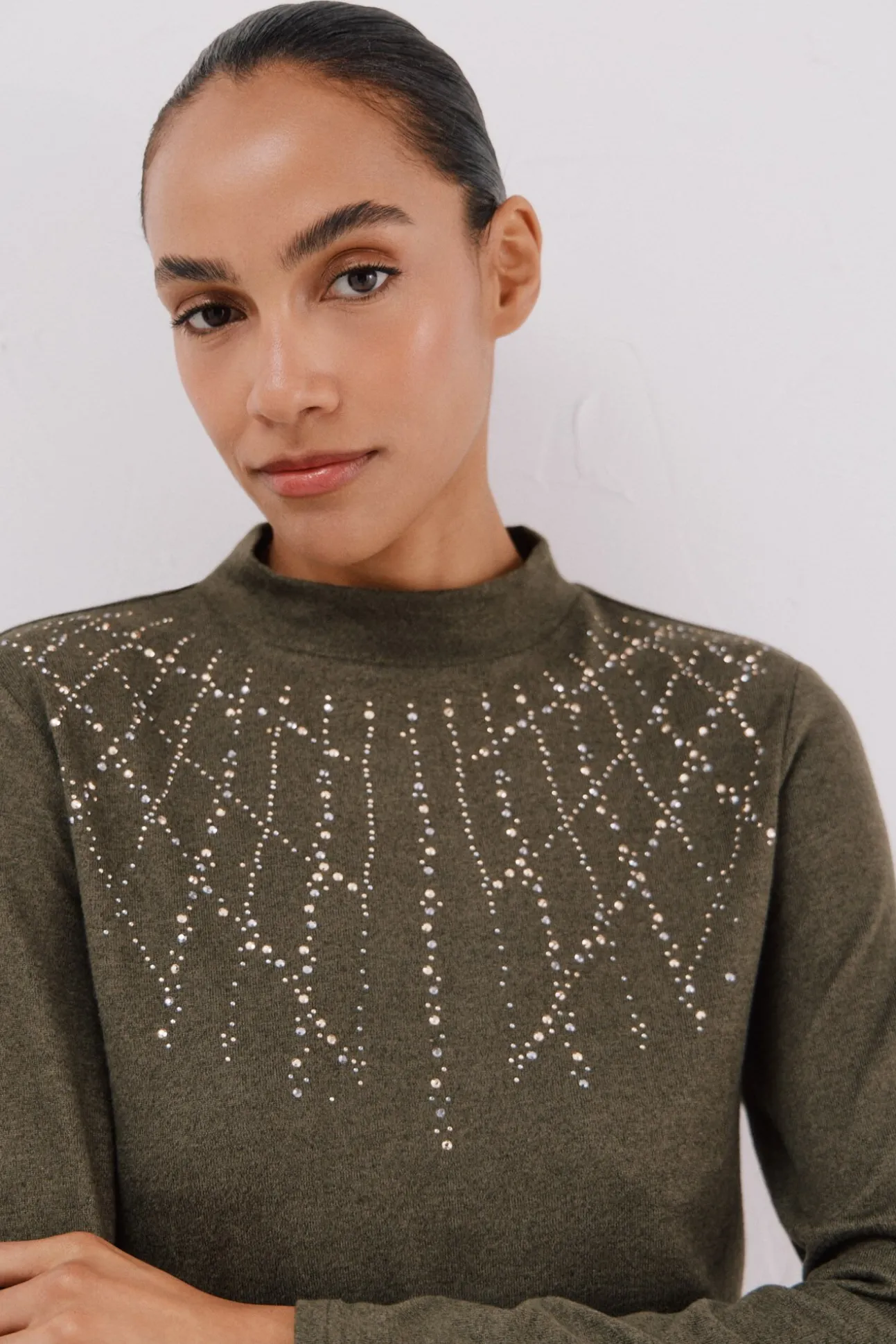 Camiseta com detalhe de strass