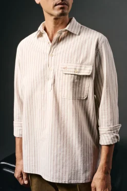 Camiseta de algodão e linho