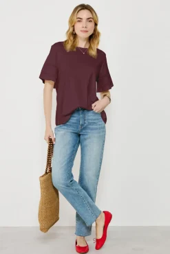 Camiseta de algodão orgânico com vazados