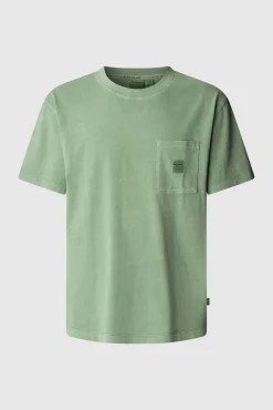 Camiseta de peça manga curta tingida em tecido.