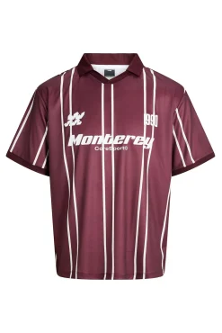 Camiseta estilo esportivo