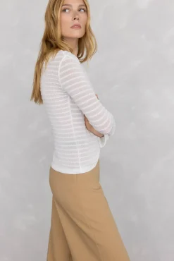 Camiseta estruturada franzida