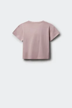 Camiseta feminina com botas de cowboy