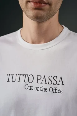 Camiseta gráfica lavada