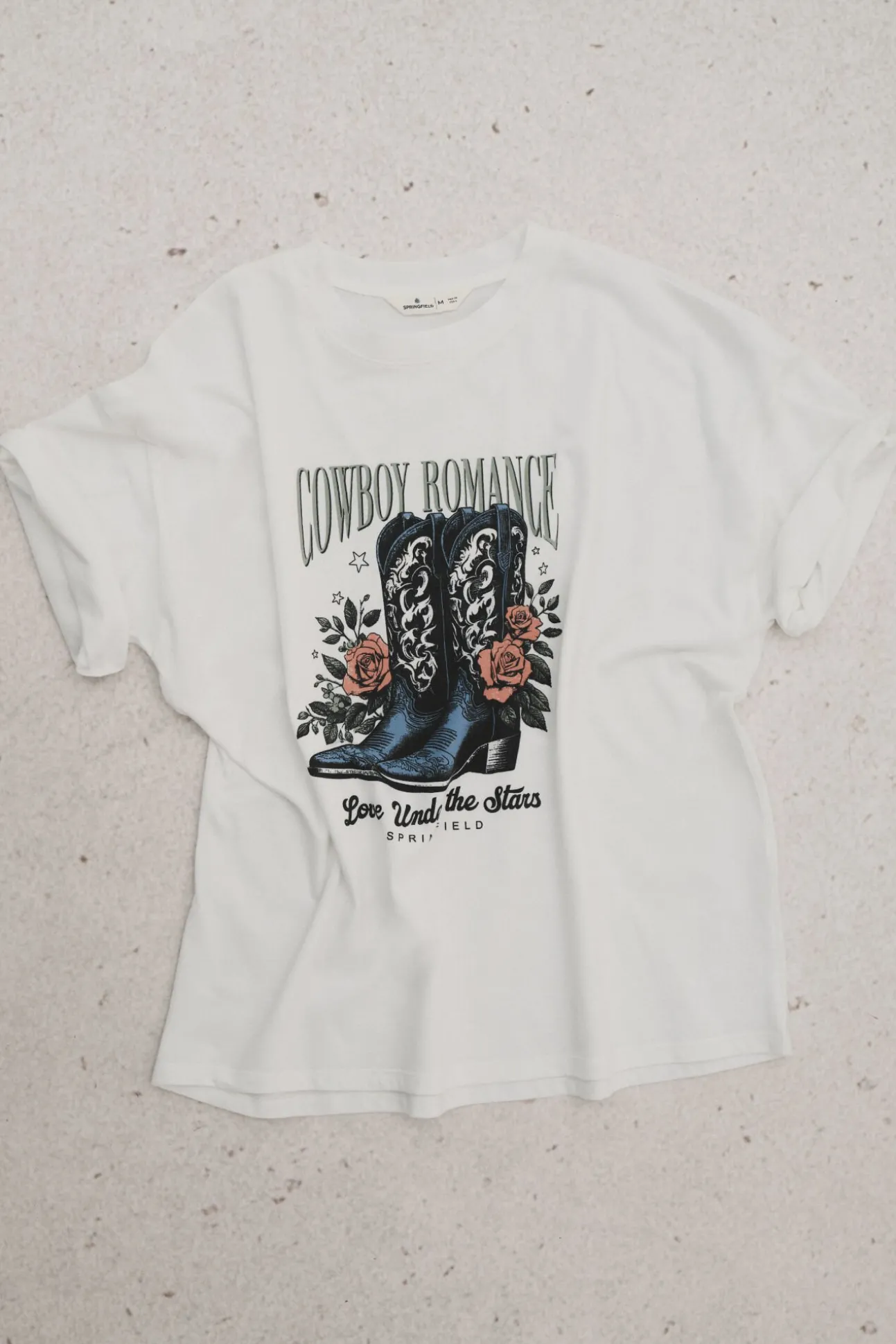 Camiseta gráfica ocidental
