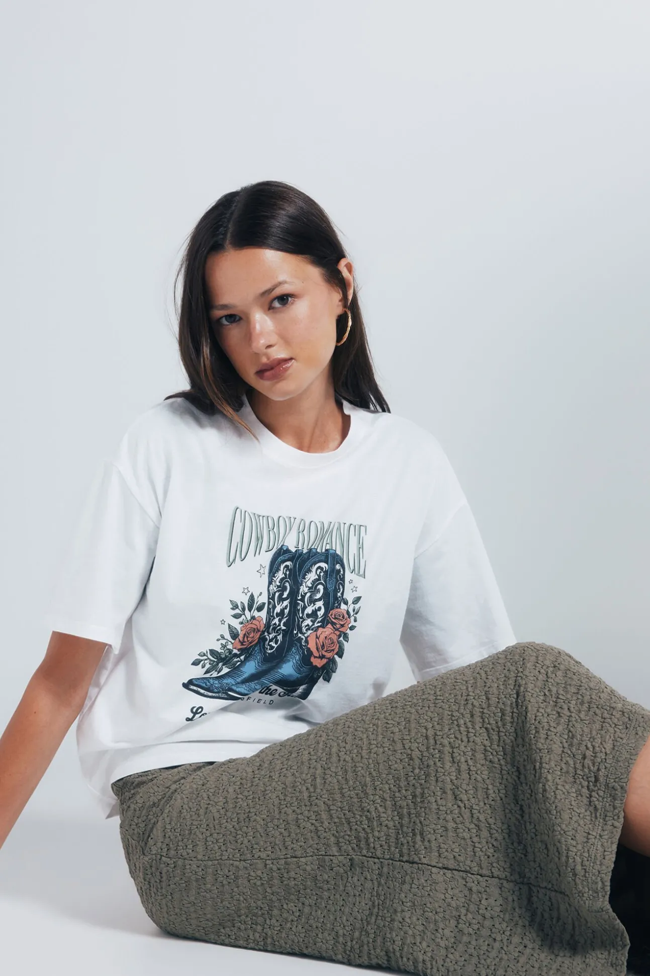Camiseta gráfica ocidental