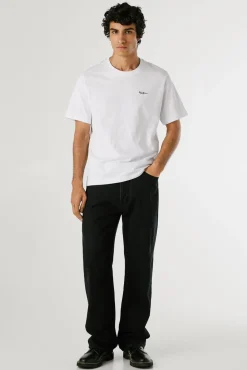 Camiseta Regular Fit com Logotipo Bordado