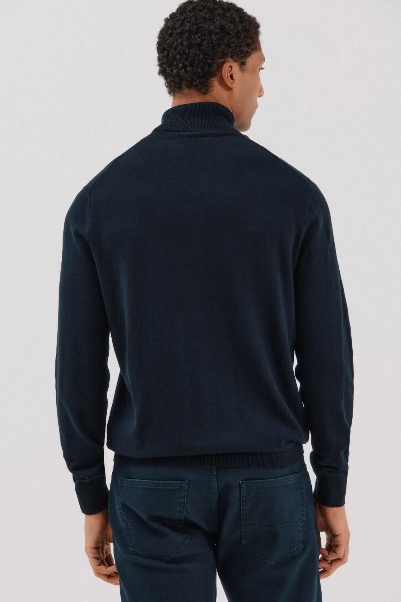 Camisola algodão caxemira gola alta