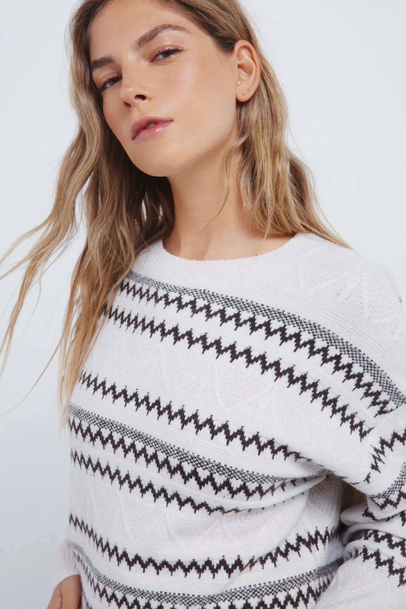 Camisola com detalhes jacquard castanha