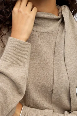 Camisola com laço macio
