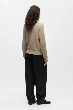 Camisola com laço macio