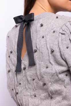 Camisola com oitos e pérolas