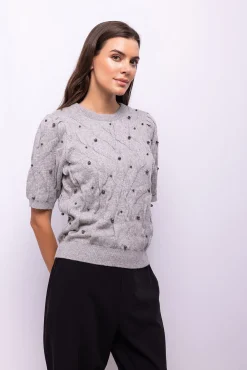 Camisola com oitos e pérolas