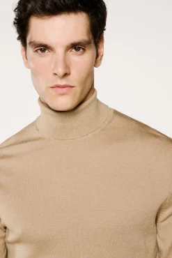 Camisola de gola alta 100% lã merino