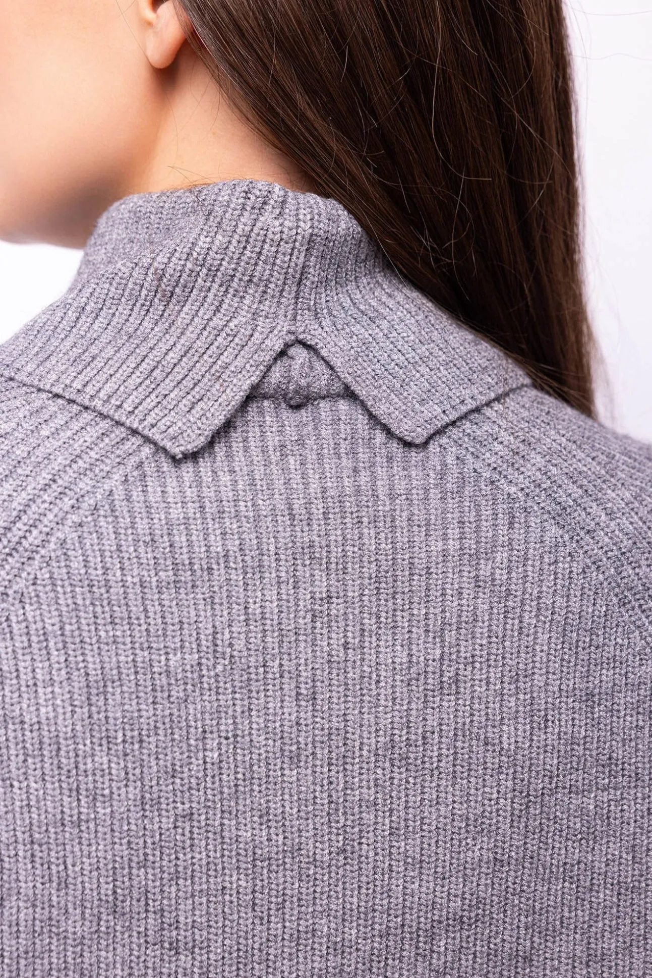 Camisola de gola alta canelado