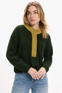 Camisola de lã com botões no gola