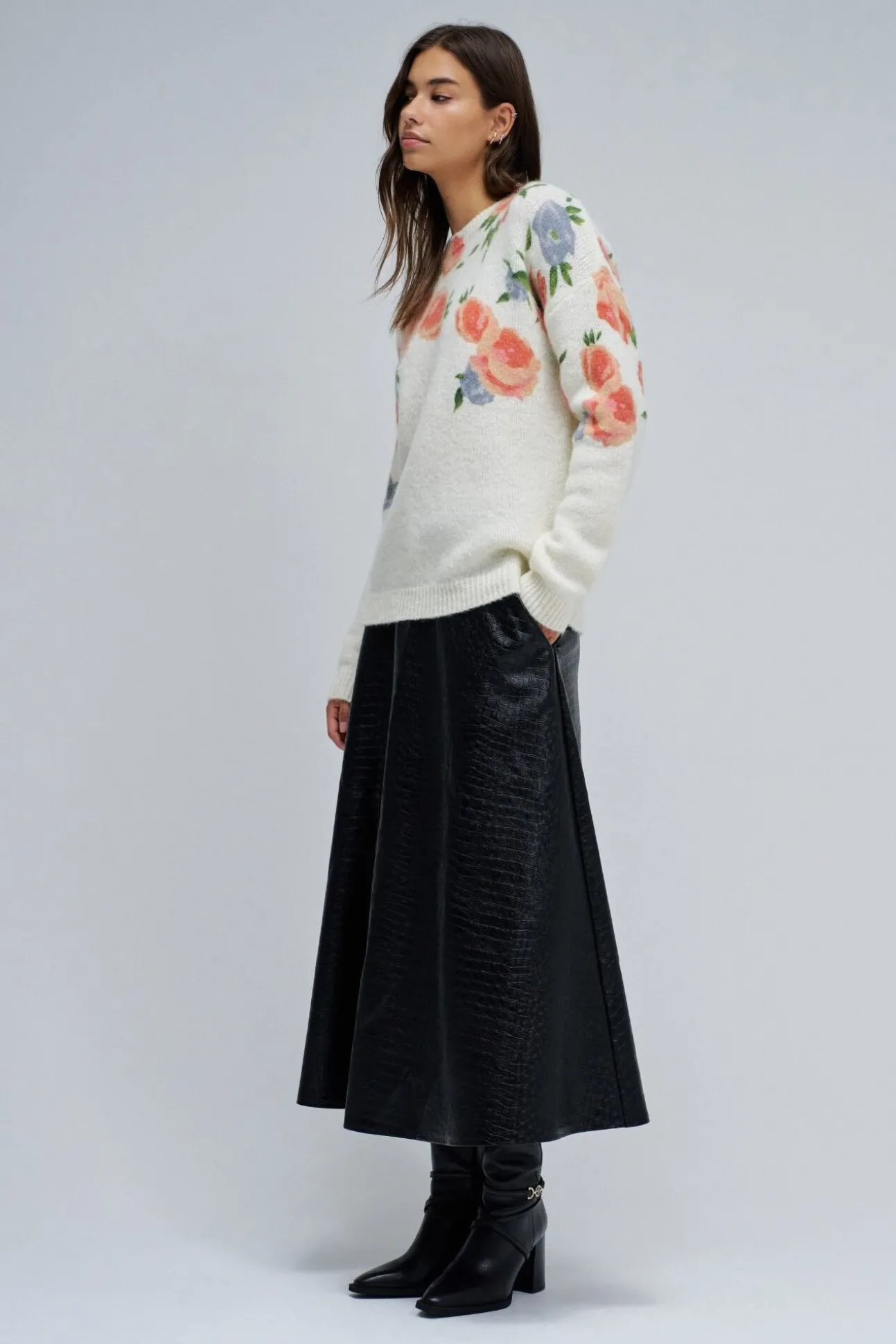 Camisola de lã e mohair com estampado floral